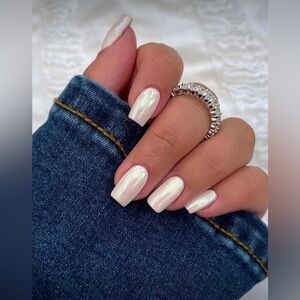 White Pearl Medium Square Nail Kit | 24-Piece Press-On | New